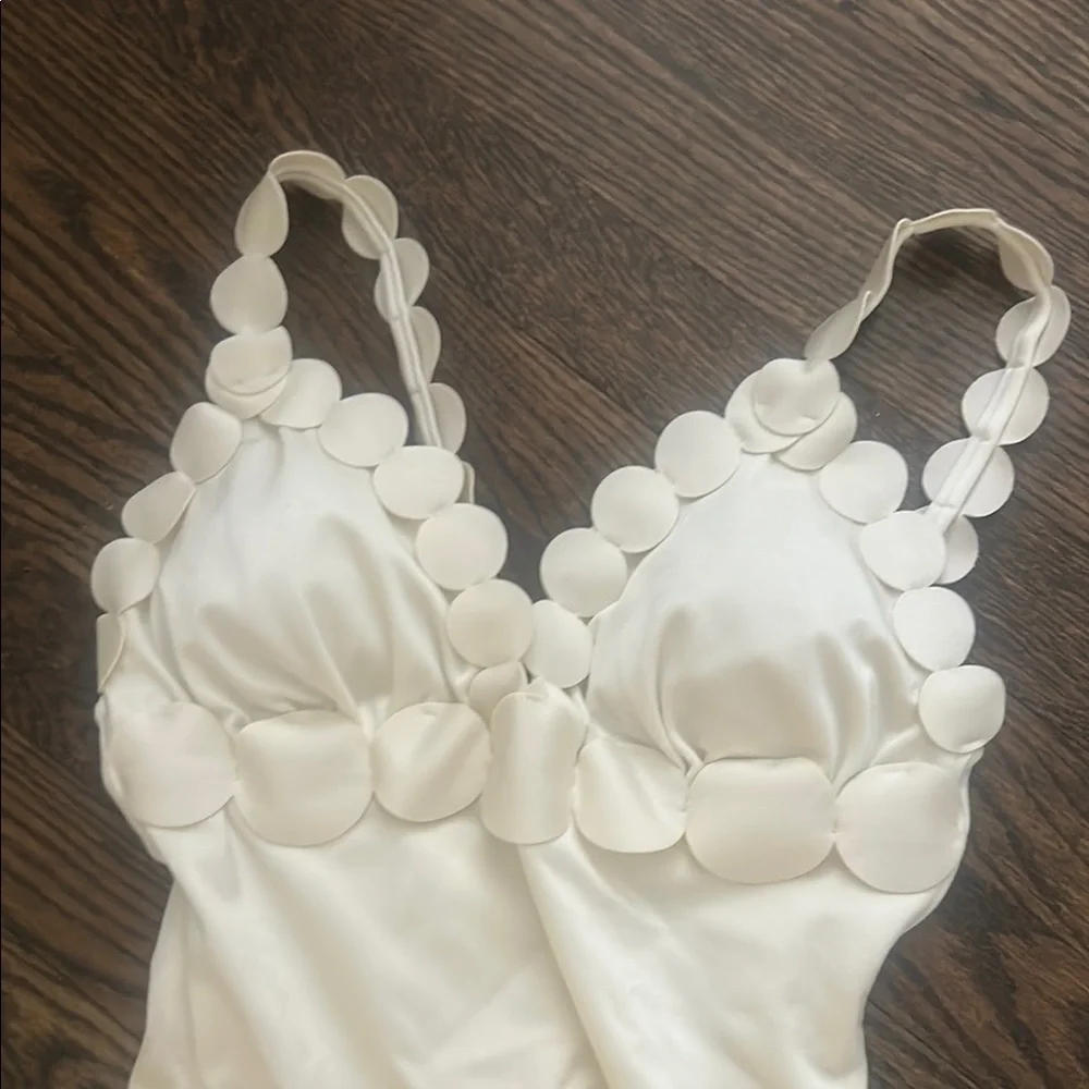 Elegant White One-Piece Ancora Swimsuit - NWT - Picture 4 of 4